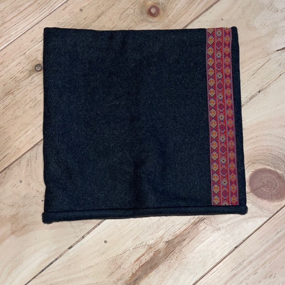 Handmade fleece cowl with pattern border